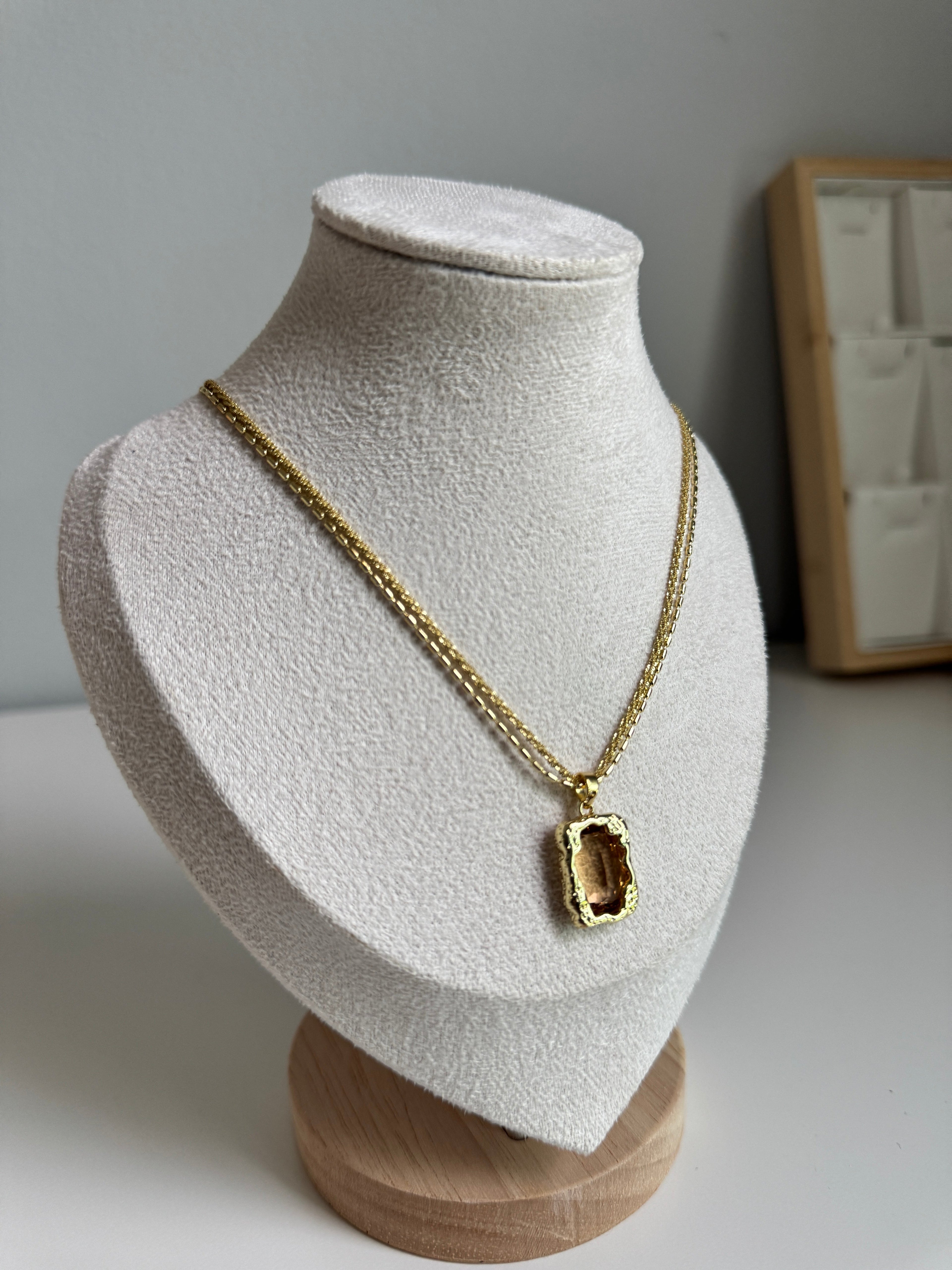 Amber Glow Pendant Necklace