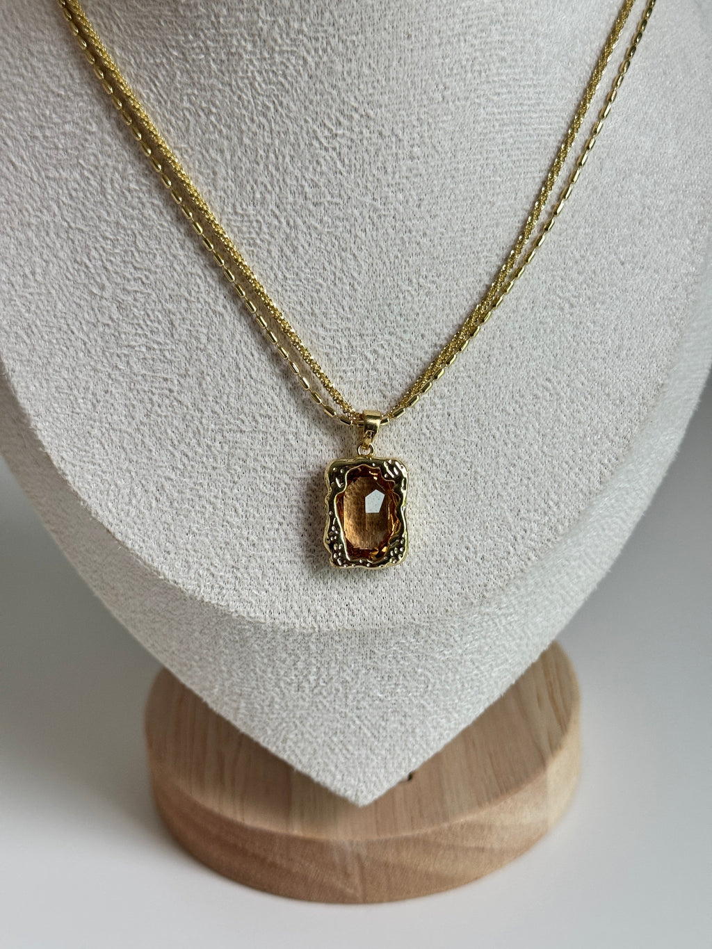 Amber Glow Pendant Necklace