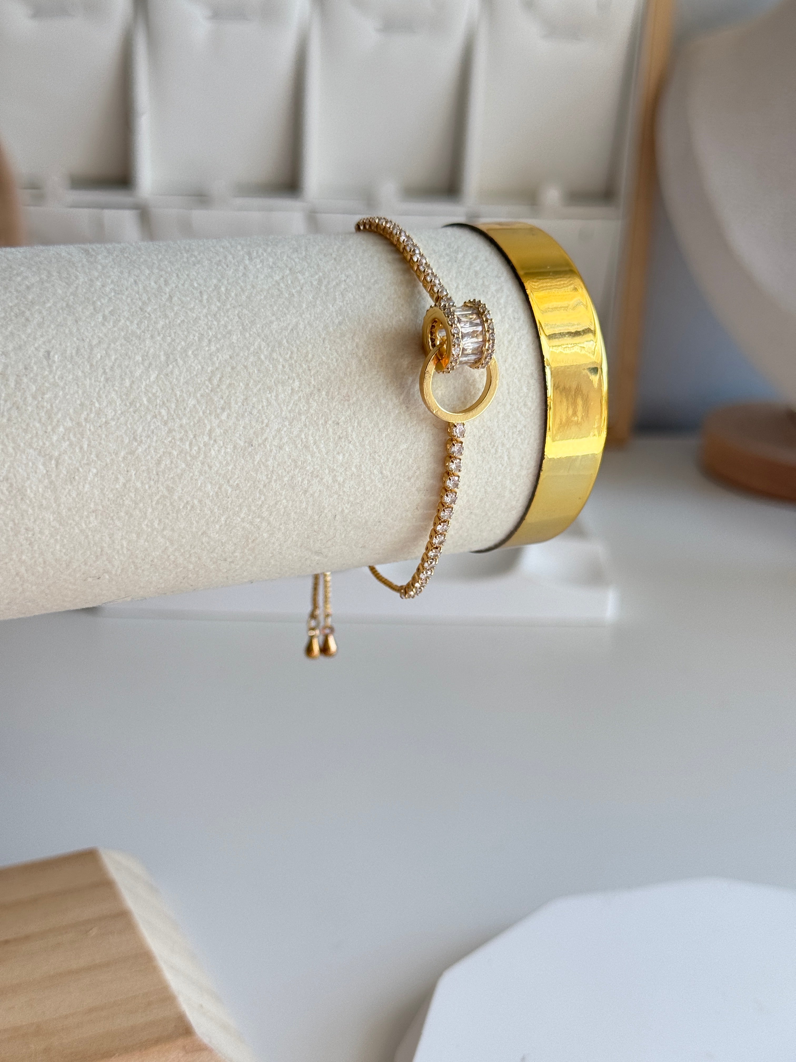 Minimalist Gold zircon Bracelet