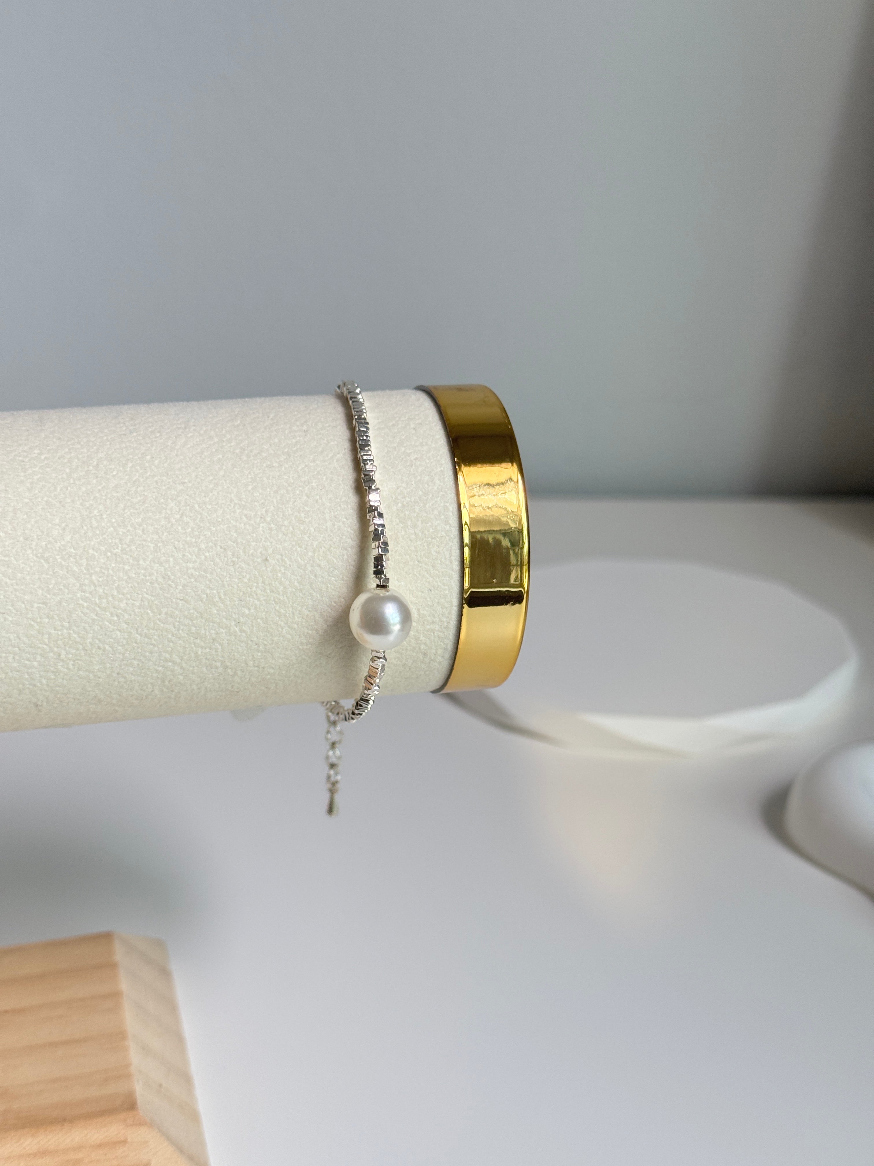 Pearl Drift Bracelet