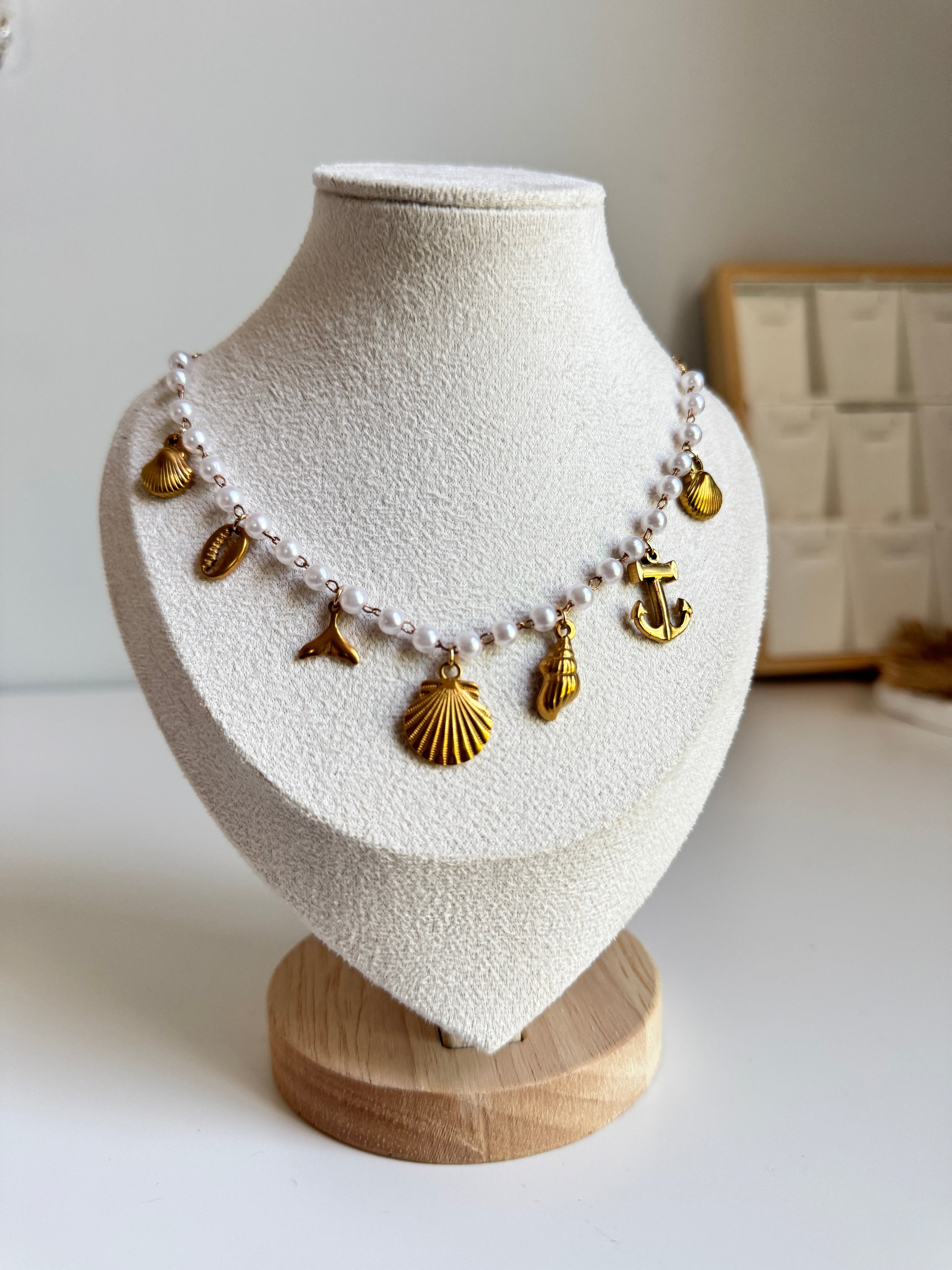 Coastal Pearl Charm Necklace – Gold