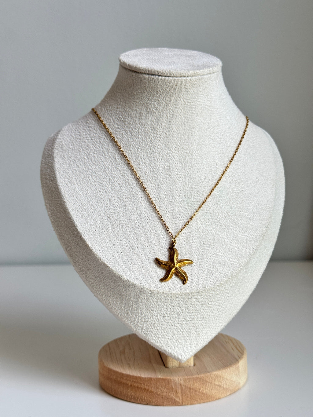 Golden Starfish Pendant Necklace