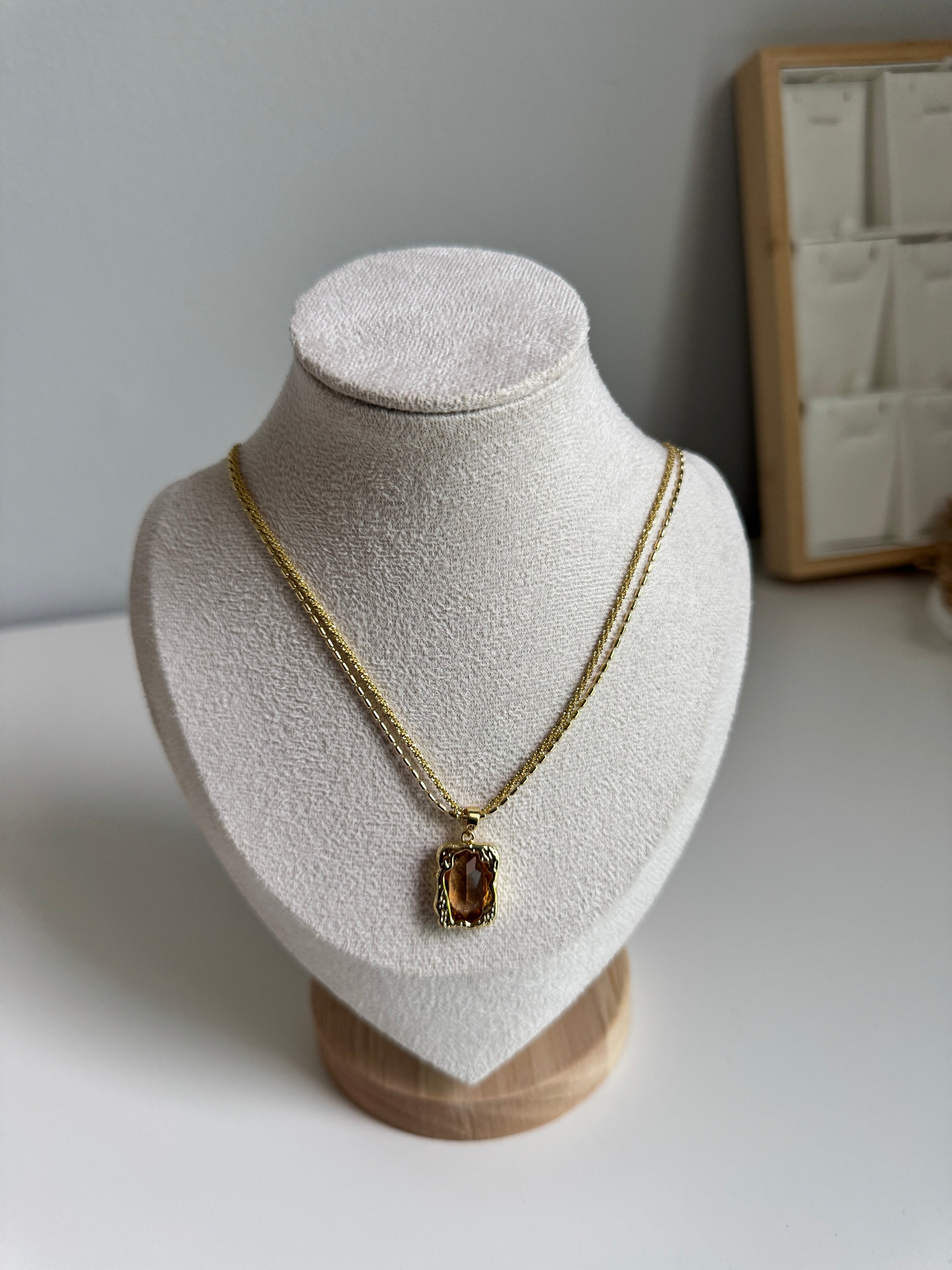 Amber Glow Pendant Necklace