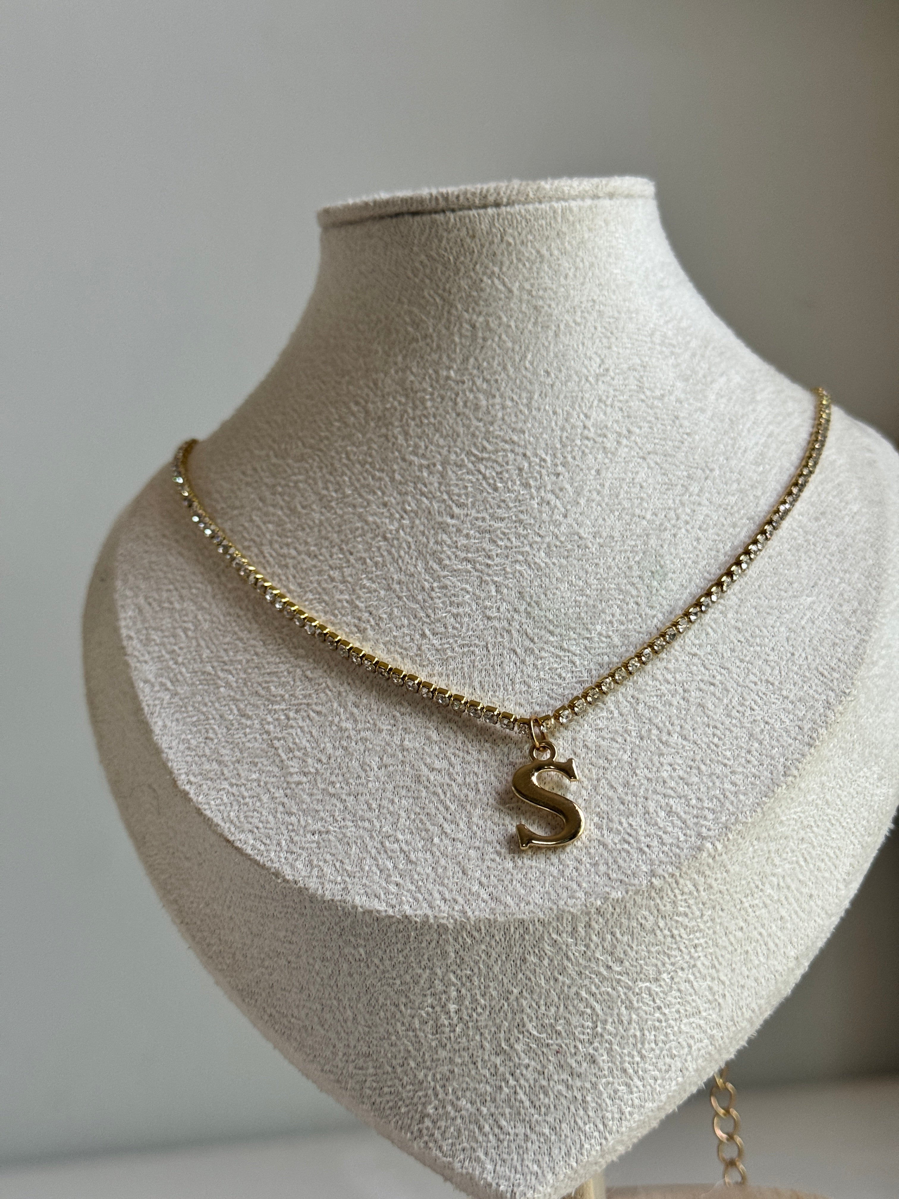 Initial Charm Necklace – S (Gold)