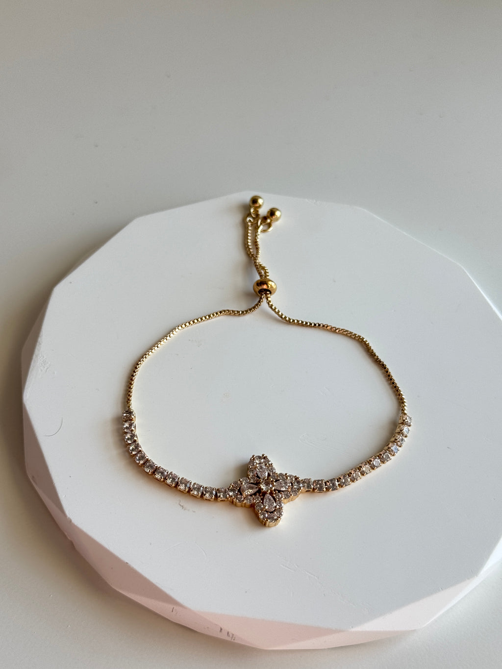 Gold Crystal Infinity Bracelet – Adjustable Sparkle