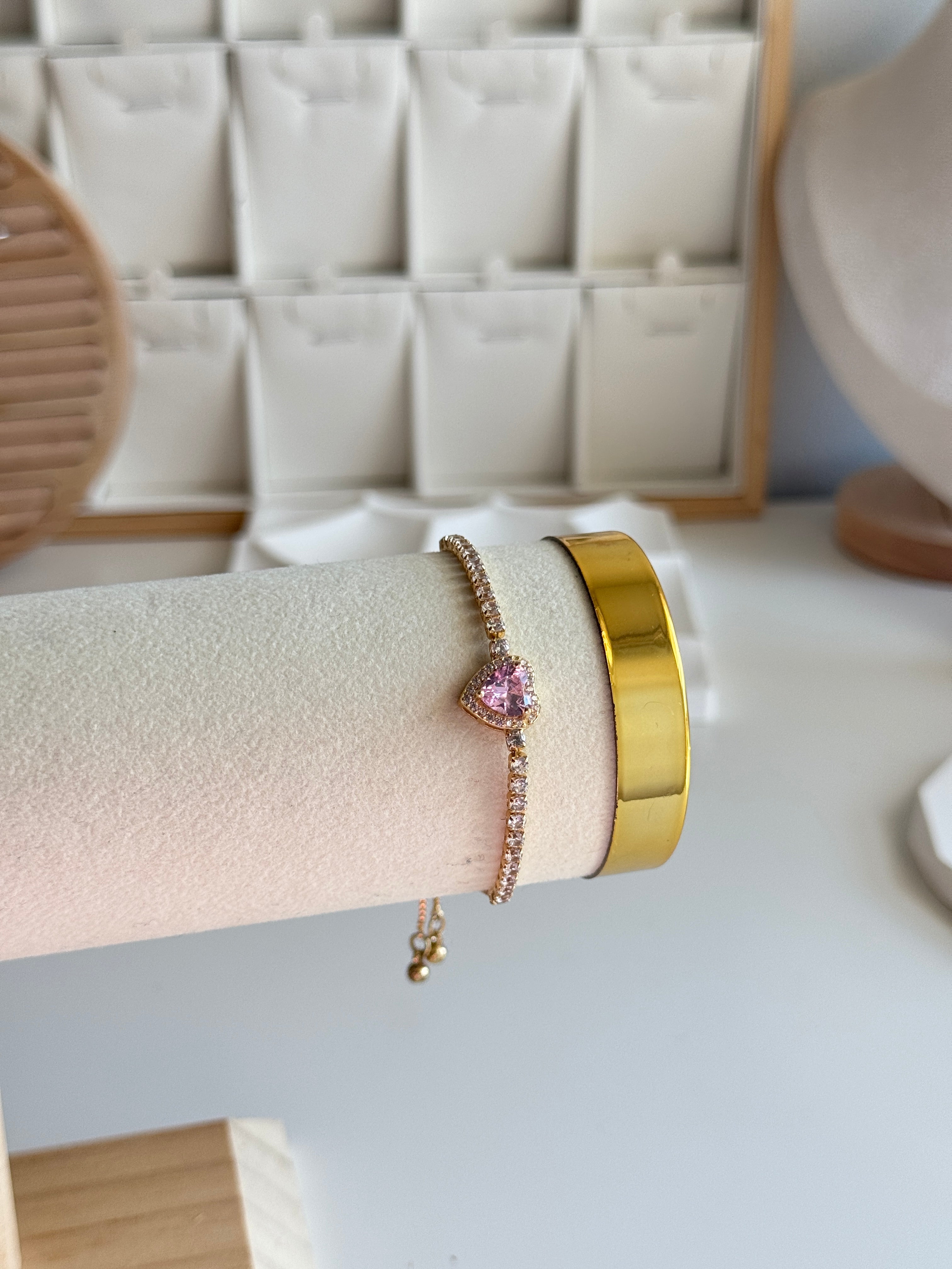 Pink heart  Adjustable Gold Bracelet