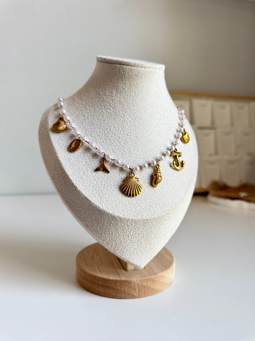 Coastal Pearl Charm Necklace – Gold