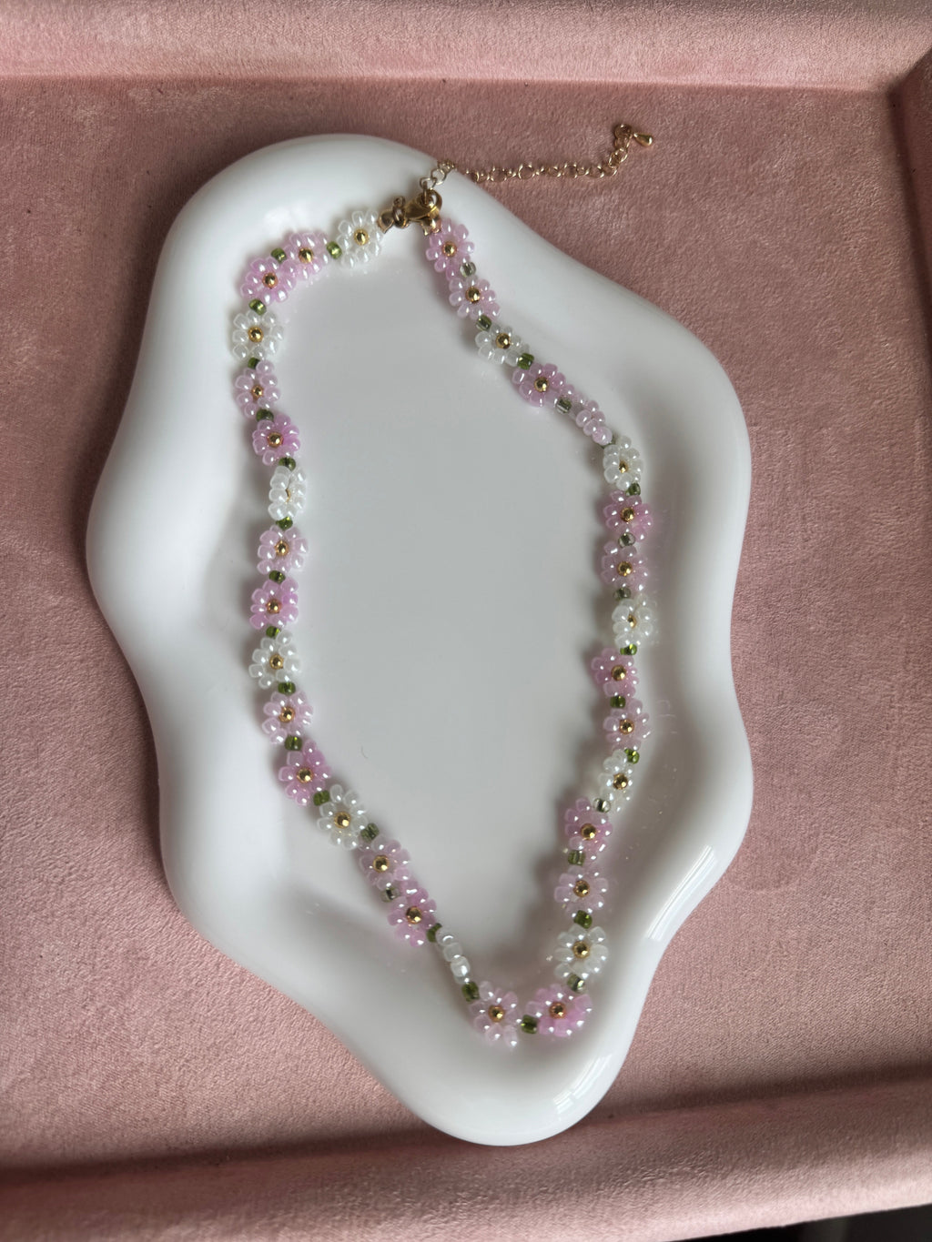 Blush Daisy Beaded Necklace