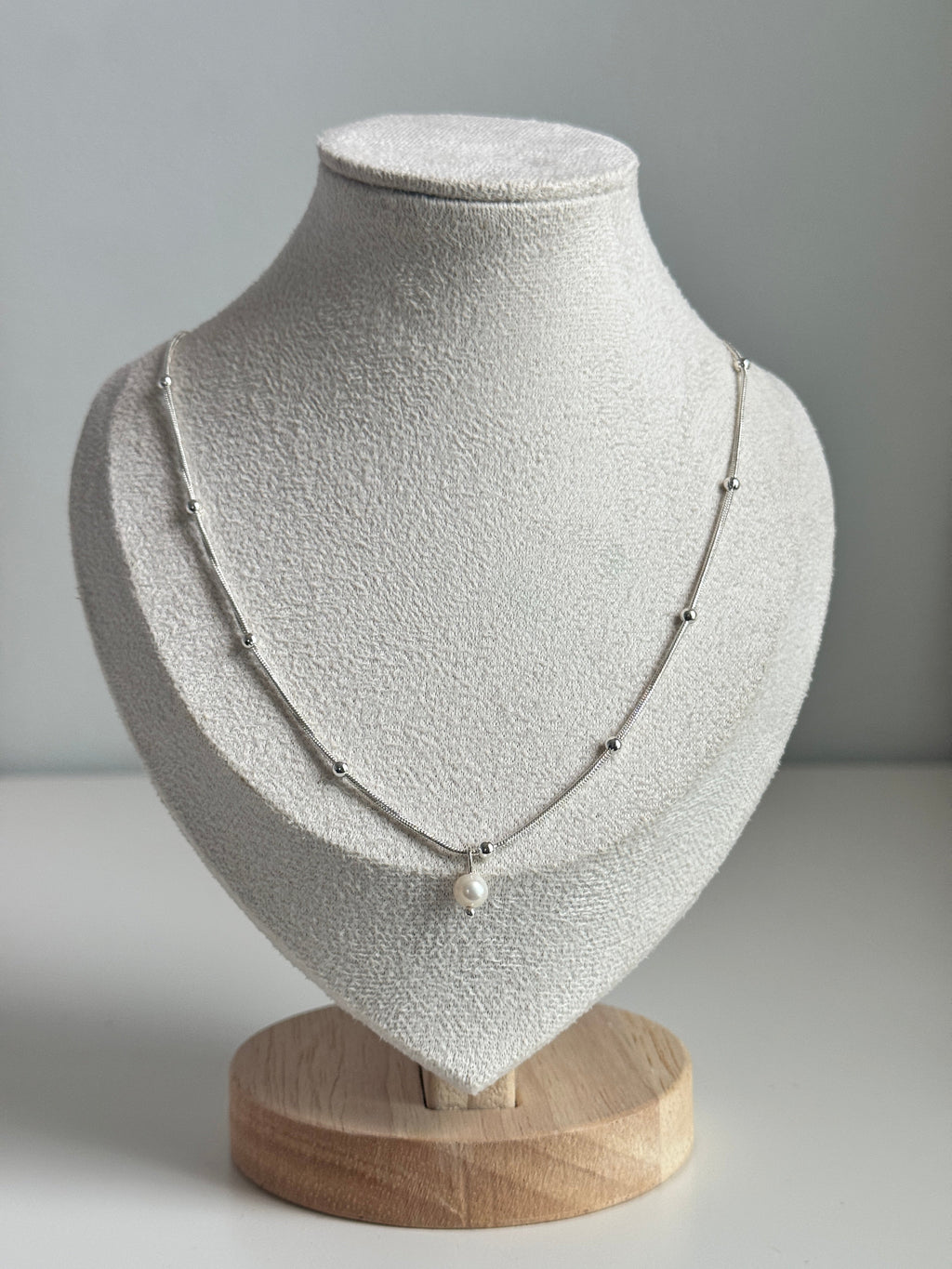 Luna Pearl Necklace