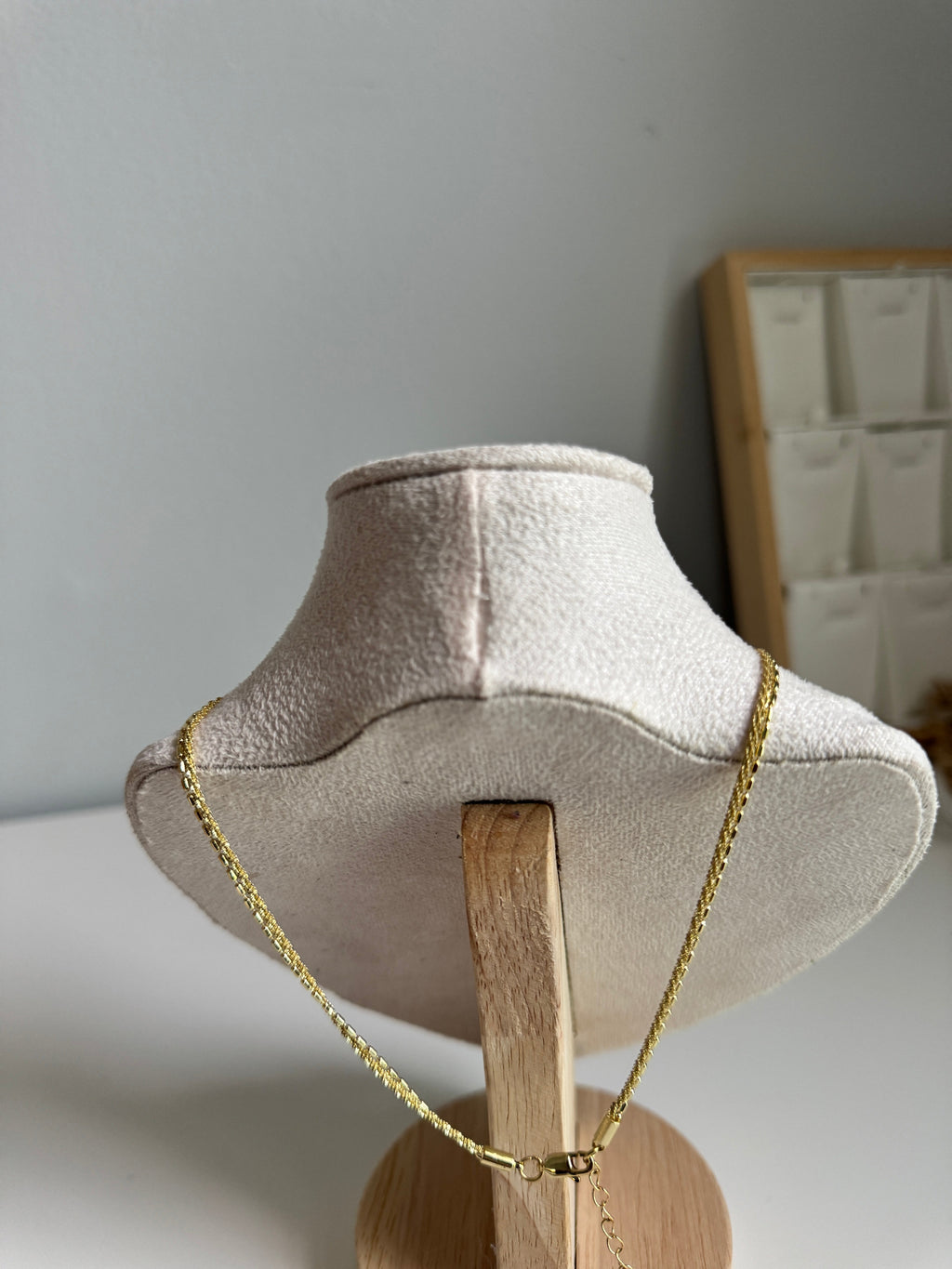 Amber Glow Pendant Necklace