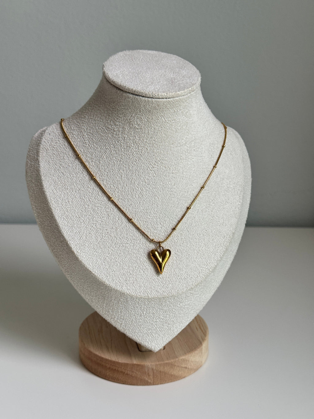 Golden Heart Pendant Necklace