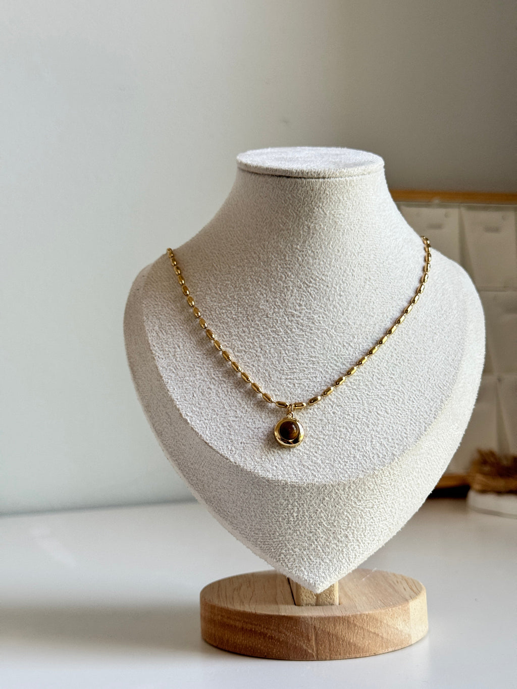 Midnight Luxe Pendant Necklace – Gold