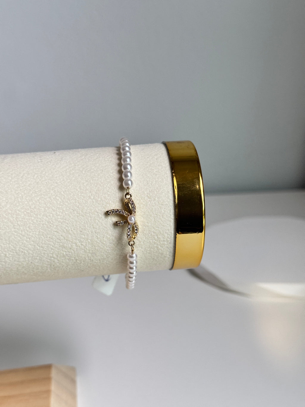 Pearl Grace Bow Bracelet