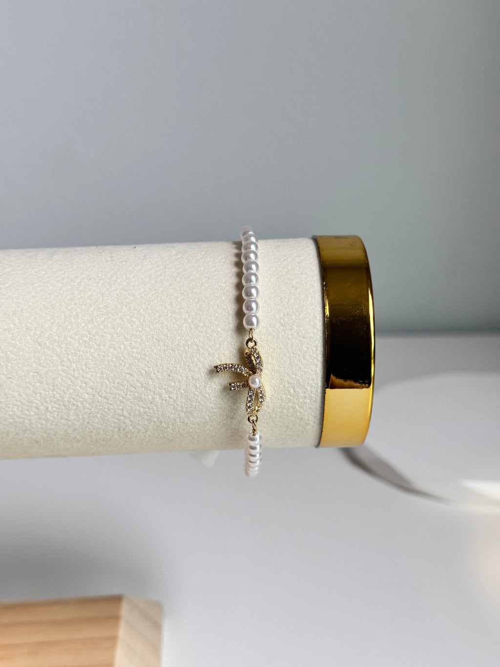 Pearl Grace Bow Bracelet