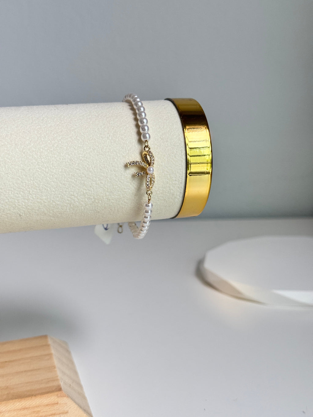 Pearl Grace Bow Bracelet