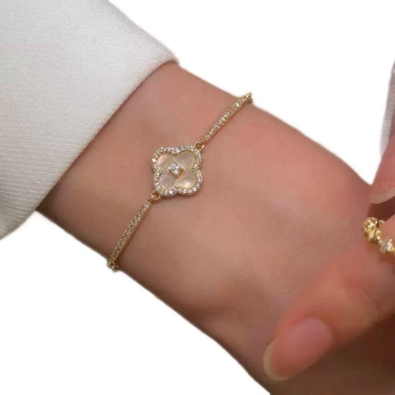 Clover Zircon Adjustable Gold Bracelet