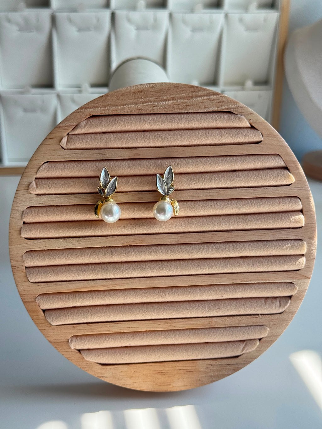 Pearl leaf Drop Earrings