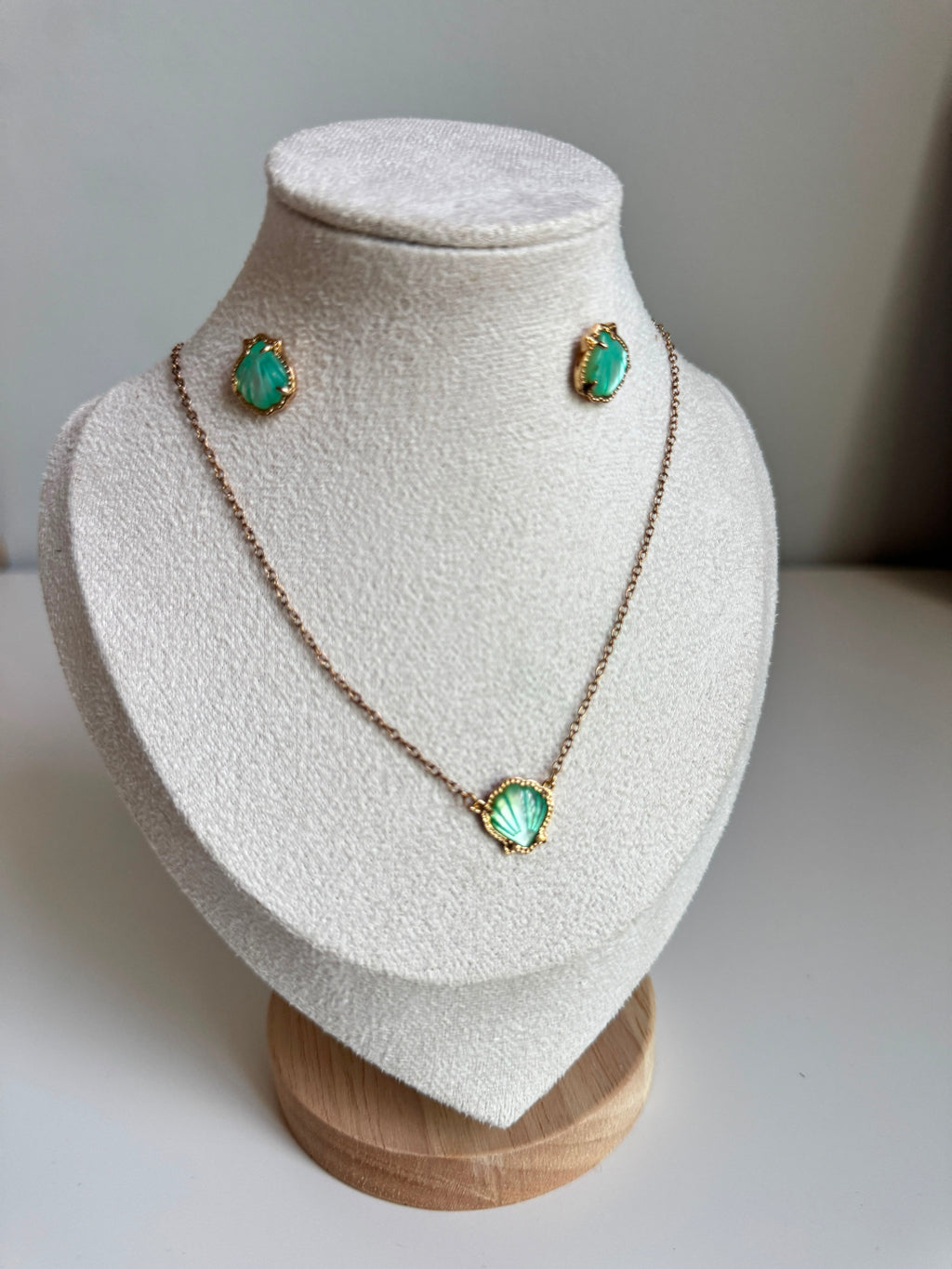 Gold-Plated Green Shell & Stud Earring Set