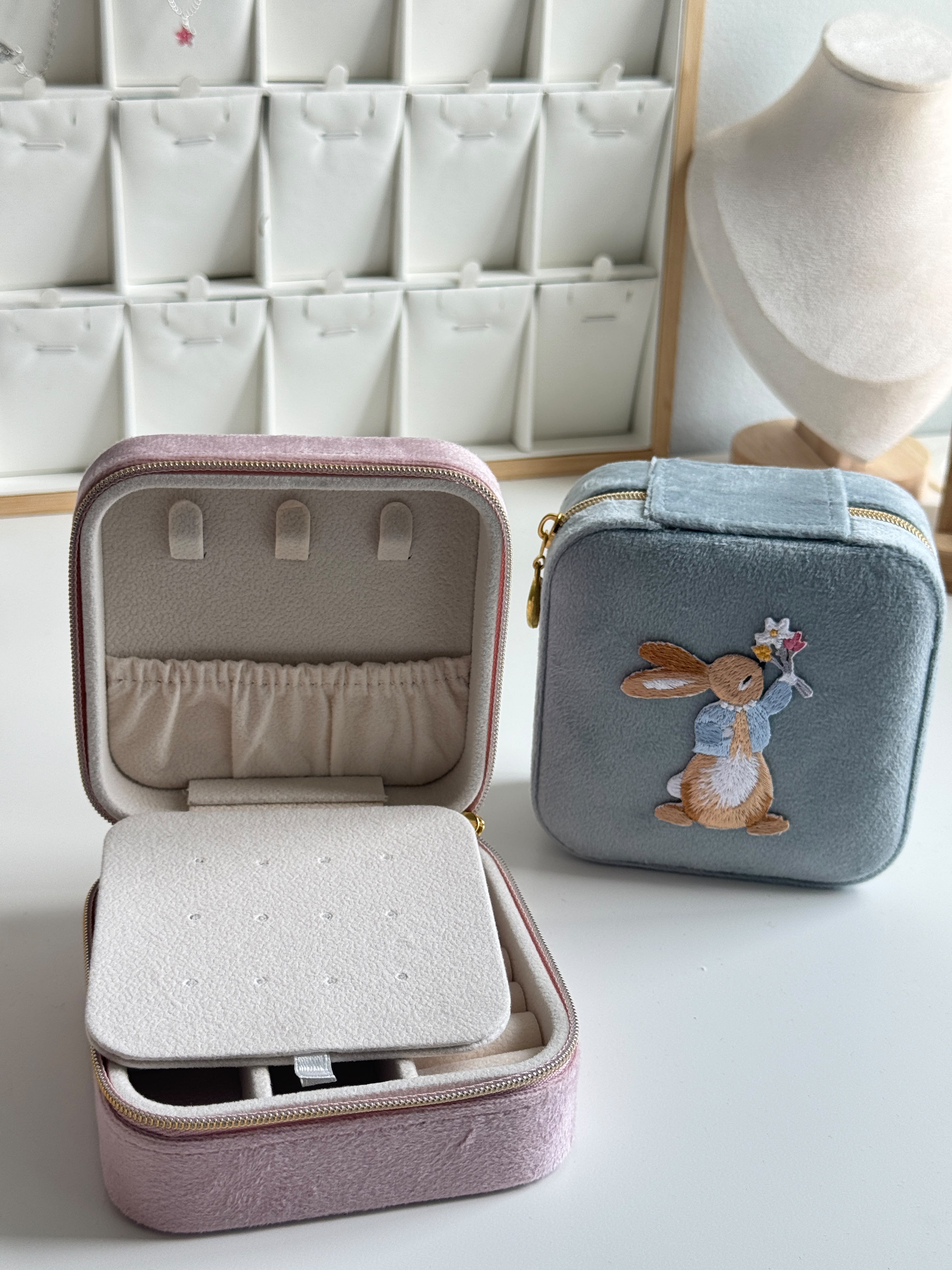Velvet Bunny Travel Jewelry Box