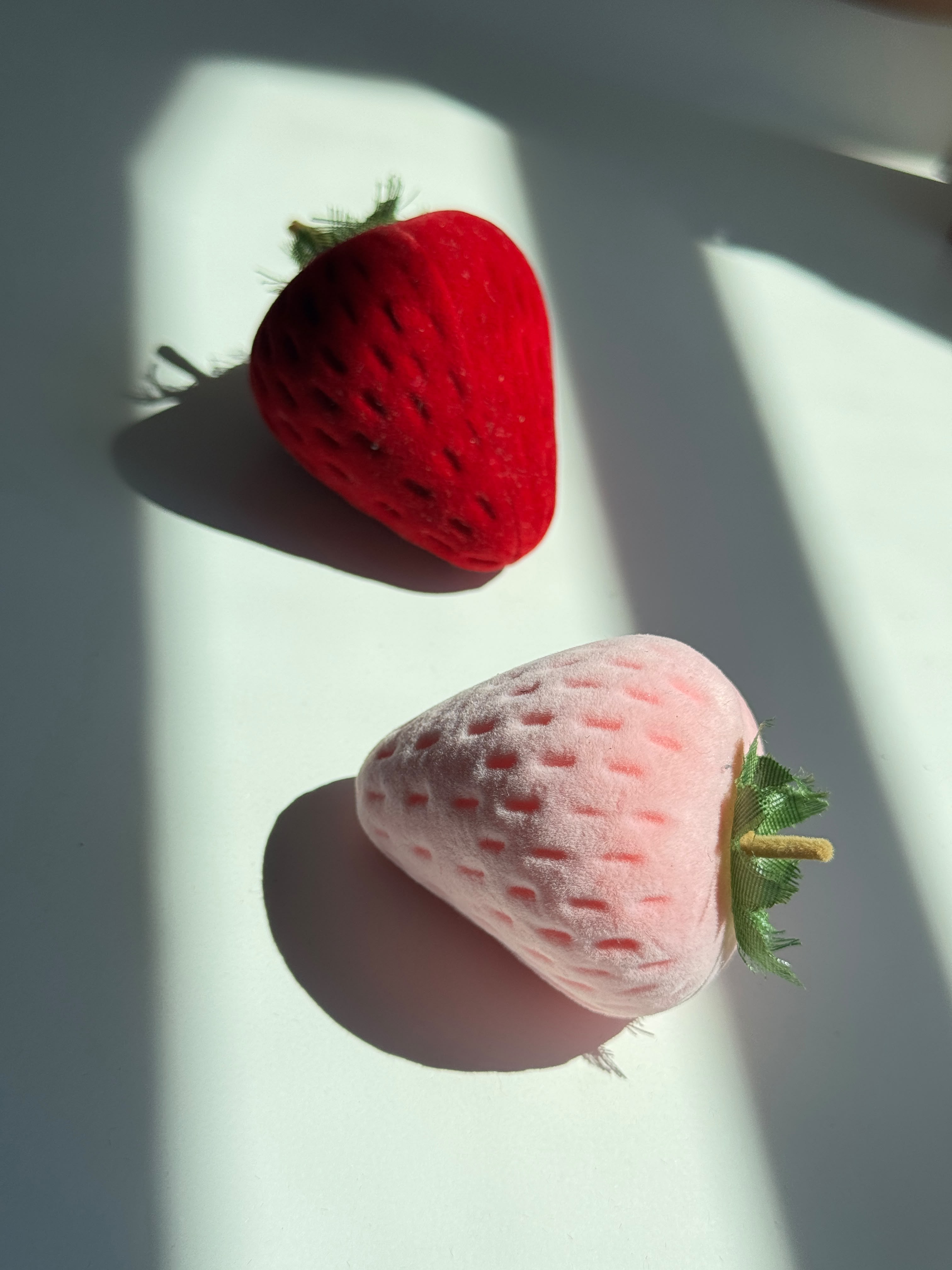 Stawberry velvet Jewelry Box