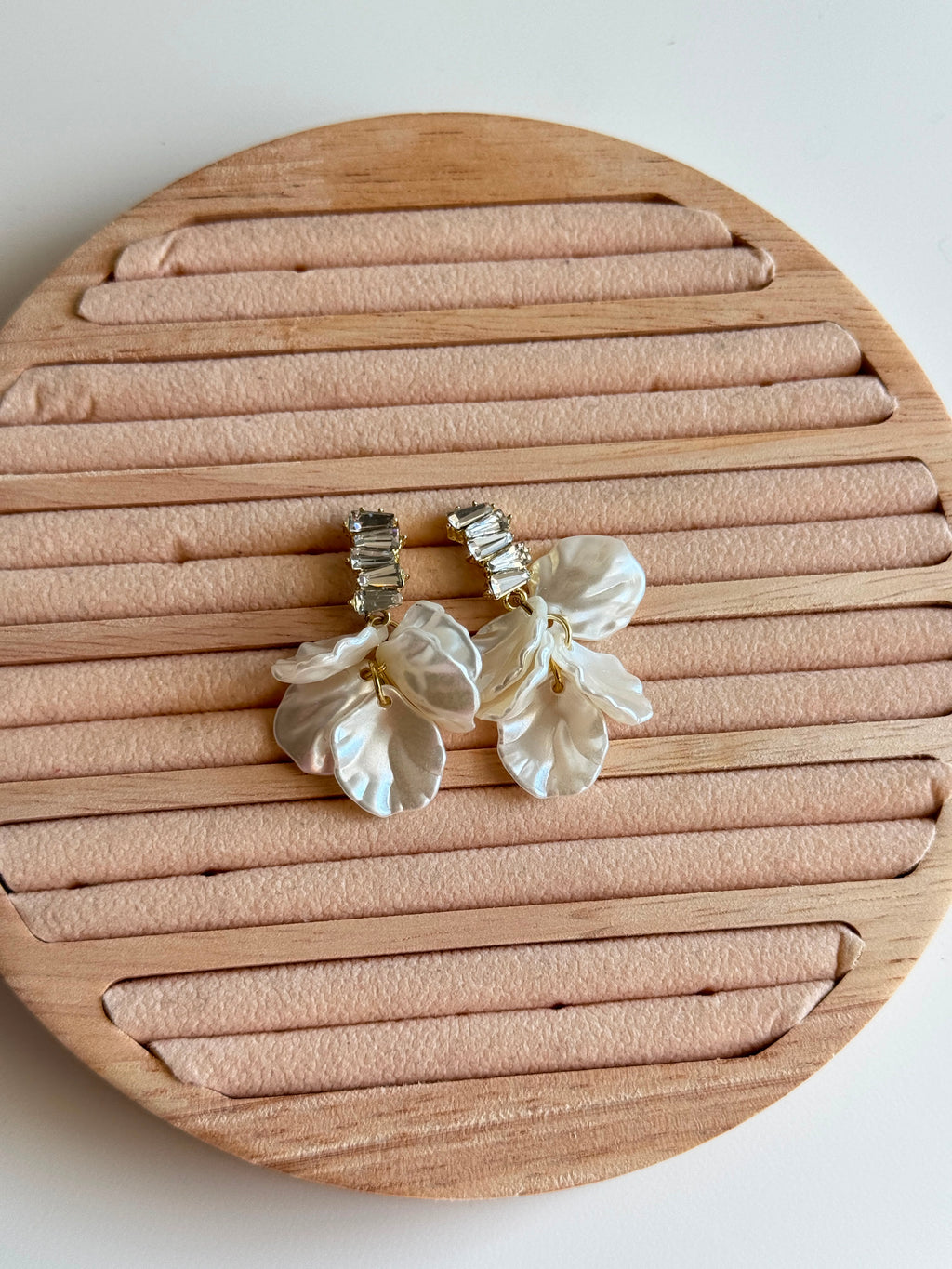 Pearl-leaf Drop Earing