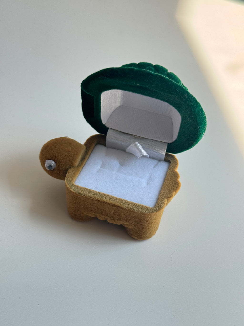 Velvet Turtle Jewelry Box