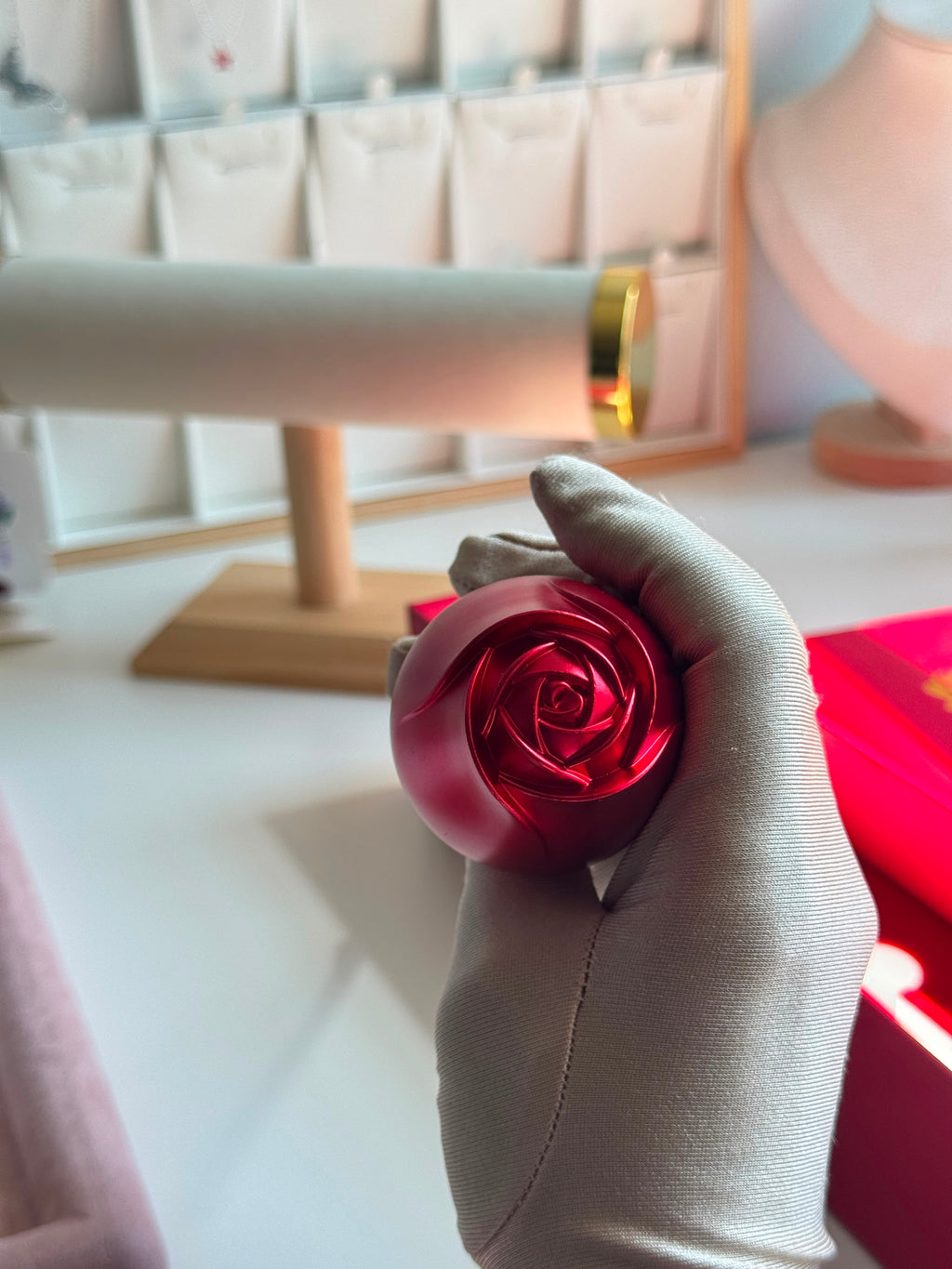 Metal Rose Ring jewelry Box