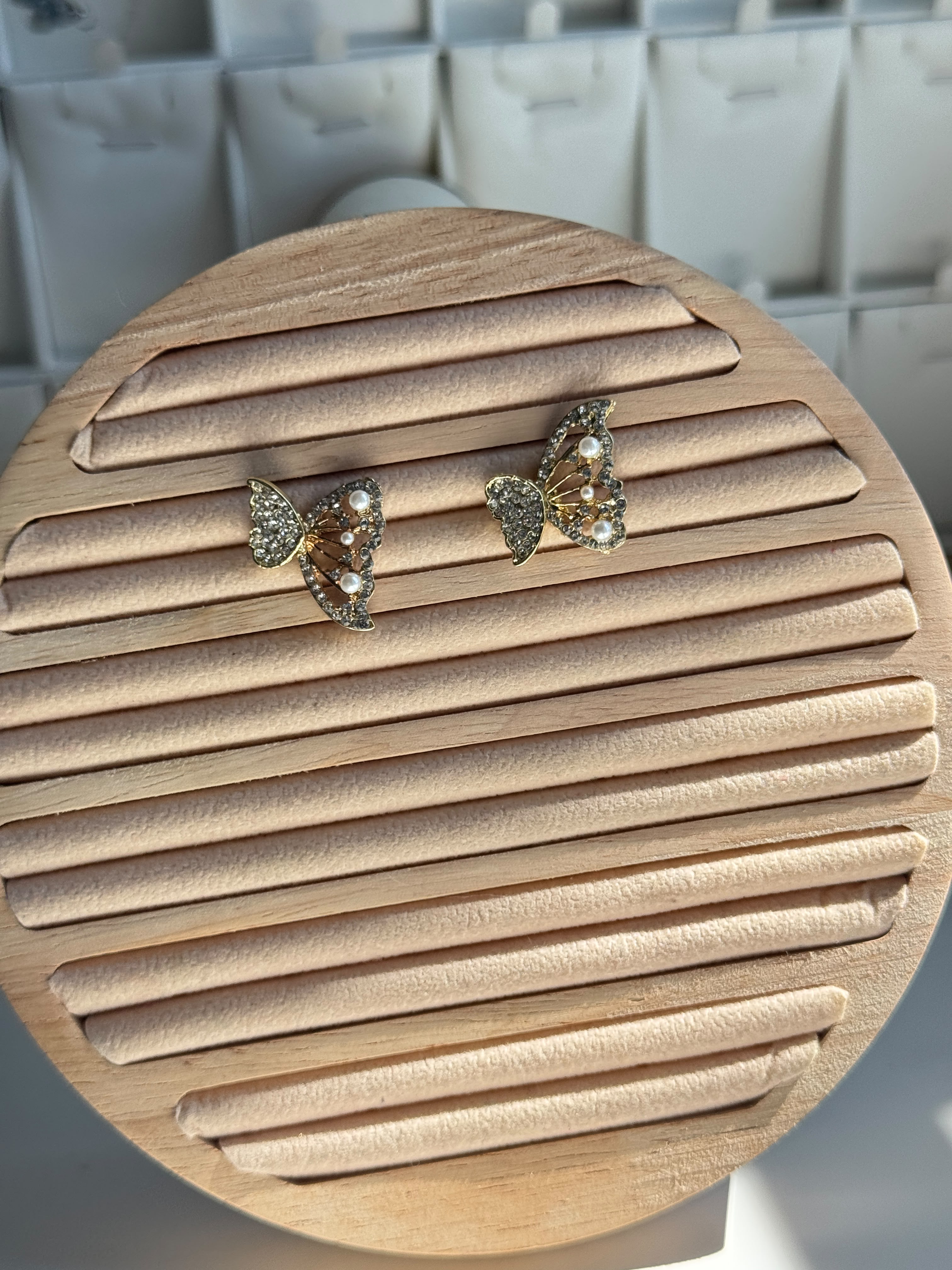 Crystal Butterfly Pearl Earrings